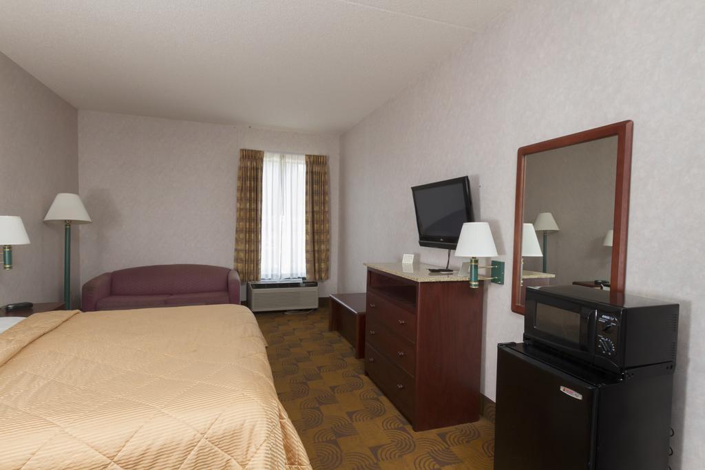 Quality Inn & Suites Mount Vernon Eksteriør billede